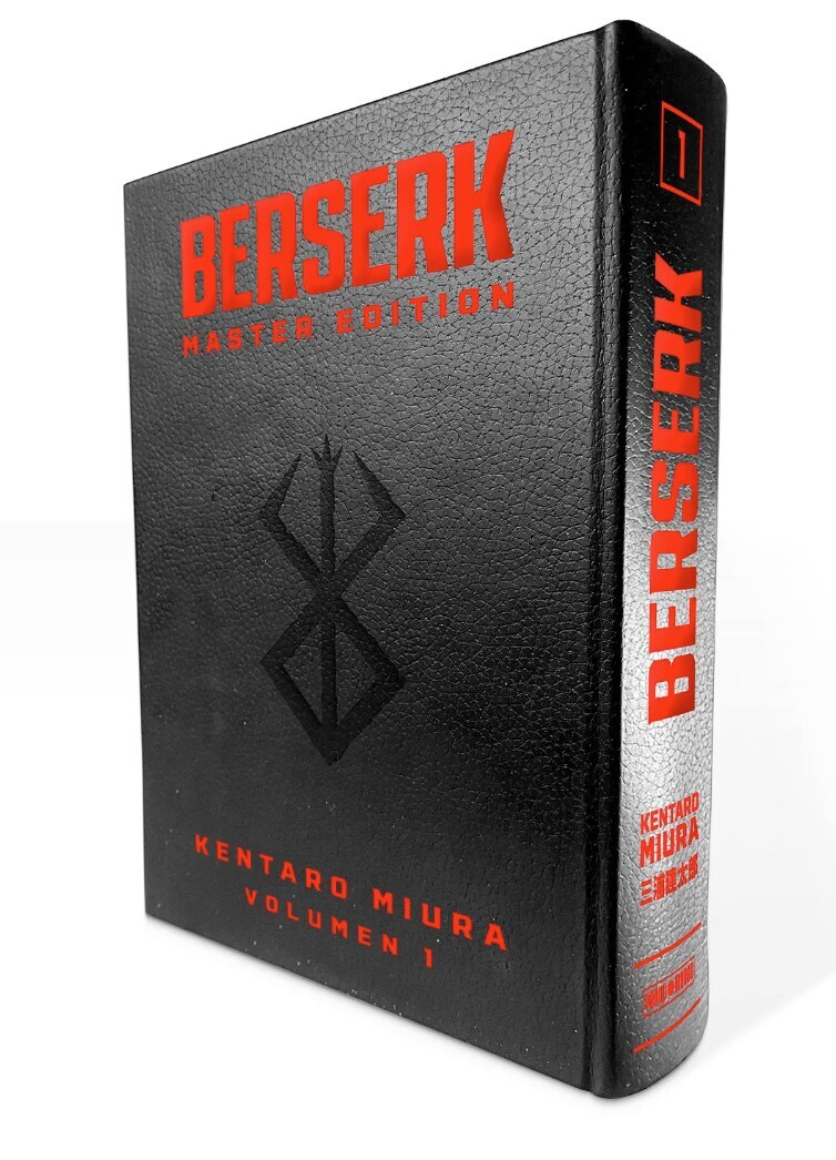 Guts, guerrero con espada gigante y brazo ortopédico, en la portada de Berserk Master Edition 01